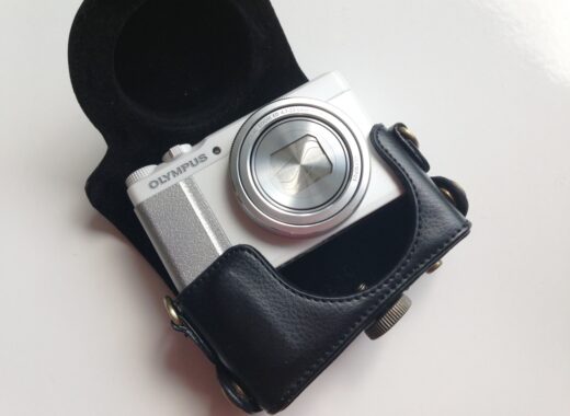 Olympus Stylus XZ-10 Review