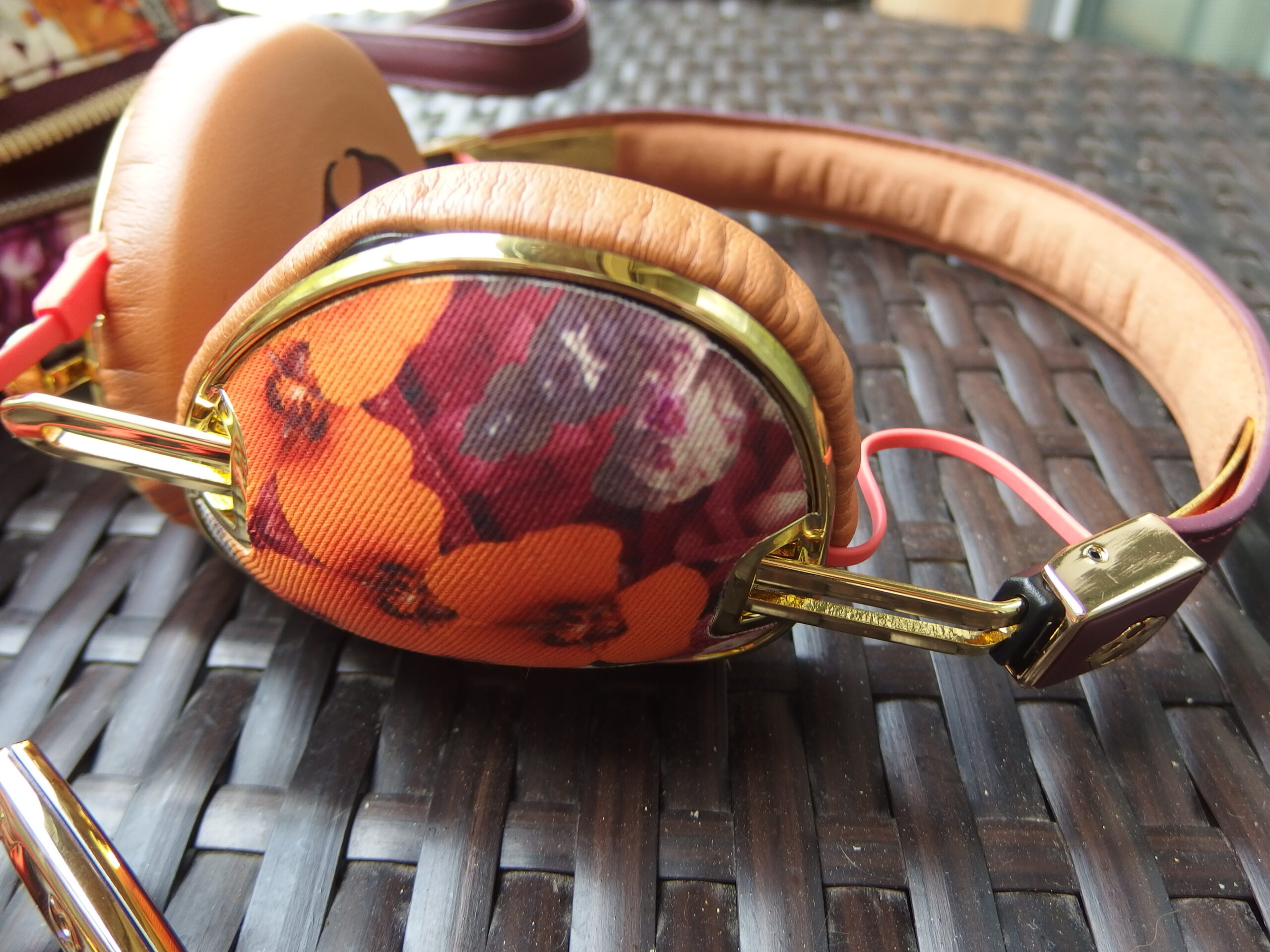 Skullcandy For Women Floral Knockout Over-Ear Review