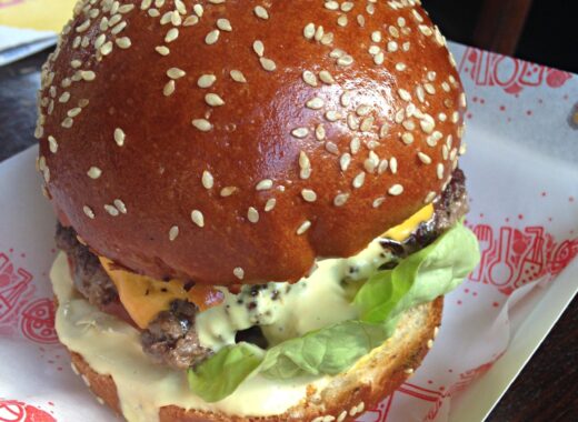 Yeah! Burger - The Cheeseburger