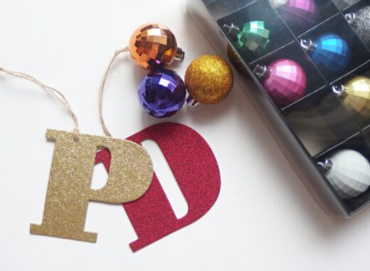 Christmas shopping and discounts