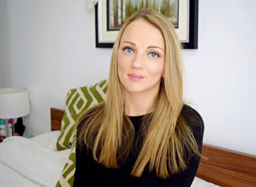 How To Get Frizz Free Blow Dry
