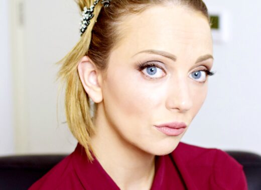 How to do the Prada ponytail