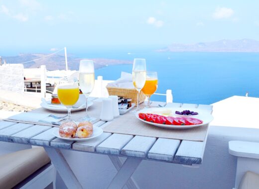 Santorini Weekend Guide