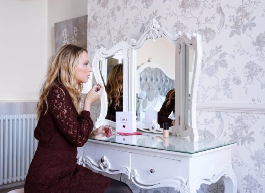 Paula Holmes UK Beauty Blogger