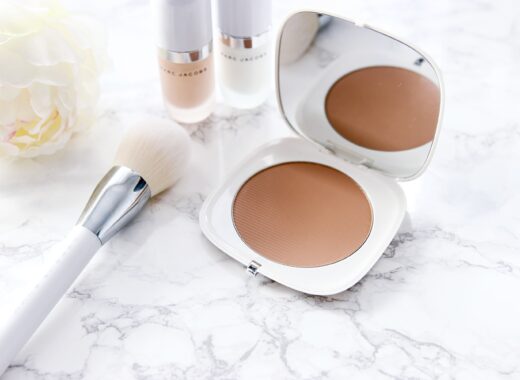 Marc Jacobs Coconut Bronzer & Dew Drop Highlighter Review