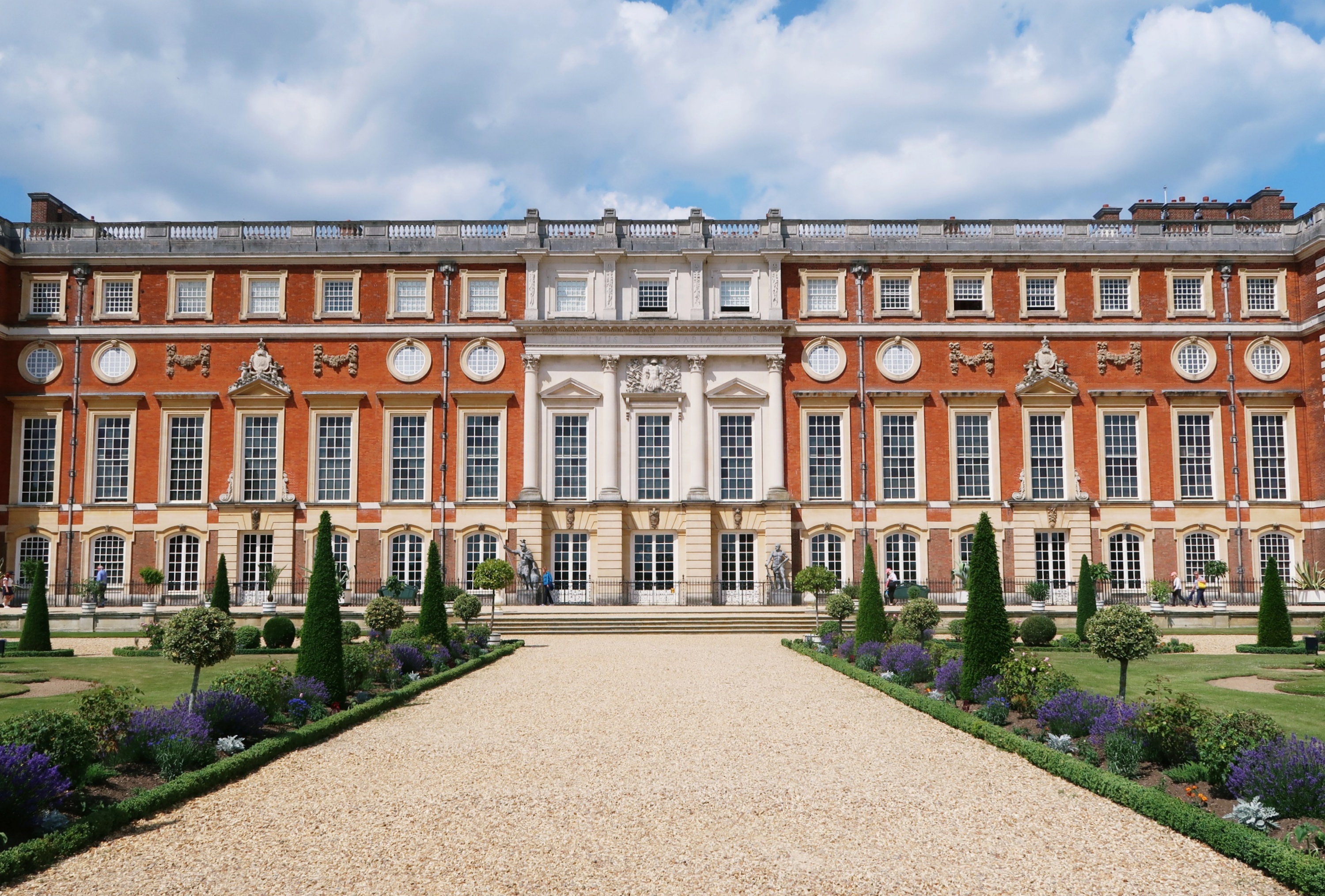 A Day Trip To Hampton Court Palace The LDN Diaries