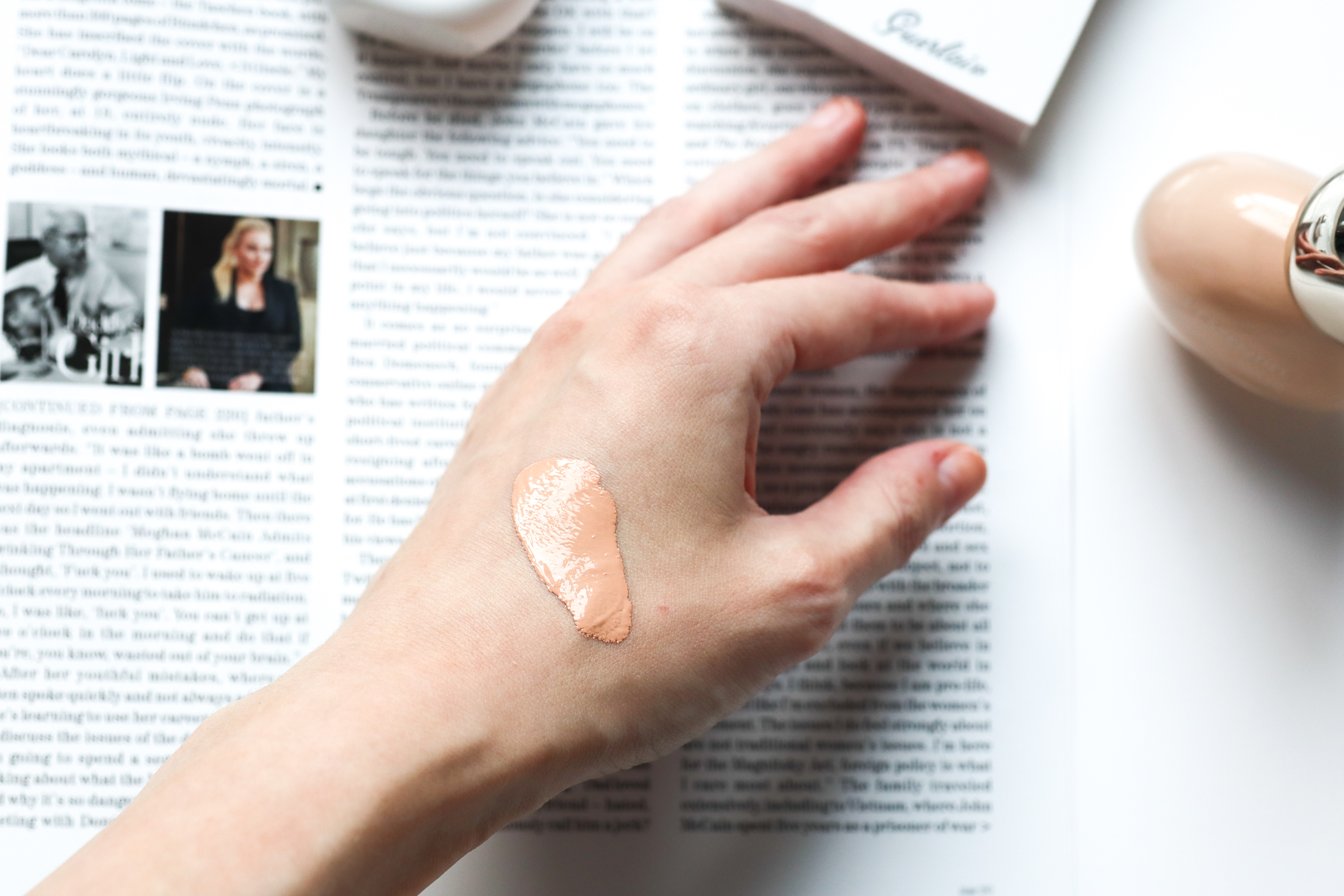 Guerlain l'essentiel foundation shade 2N swatch